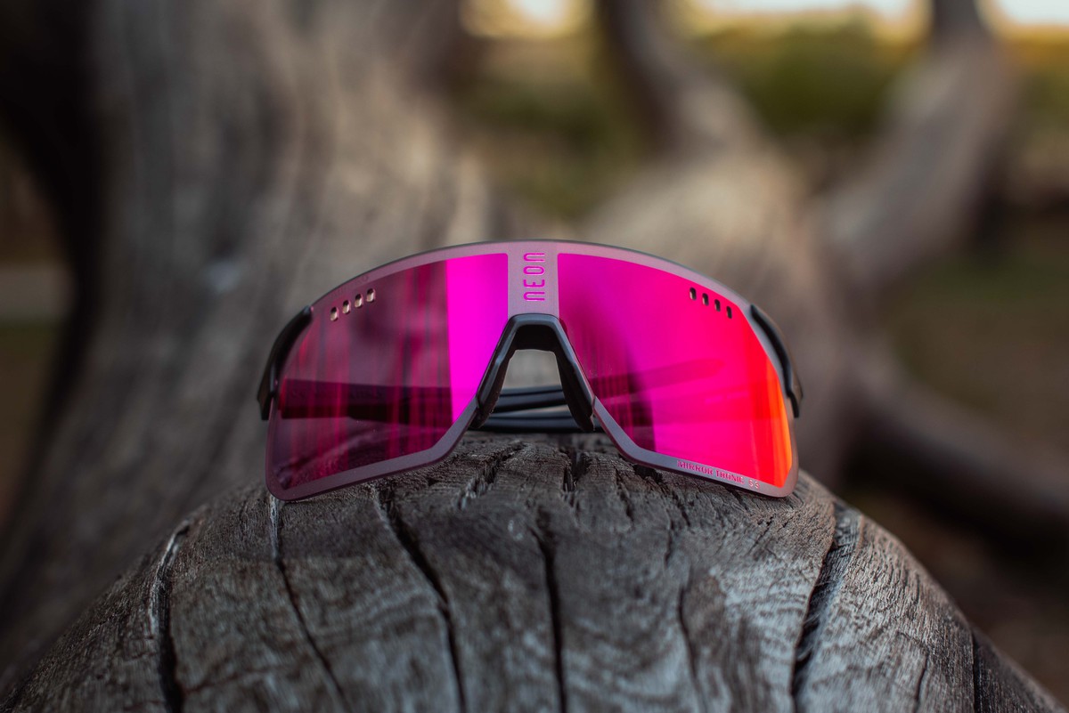 Очки Neon Air Pro cat.3 Black/HD Vision