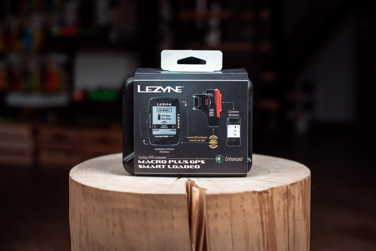 Велокомпьютер Lezyne Macro Plus GPS Smart Loaded Black