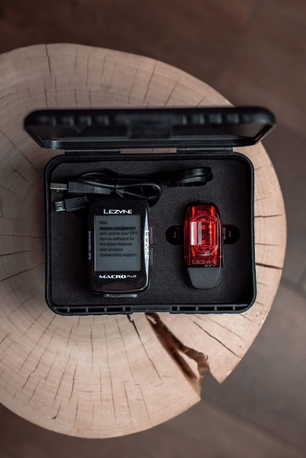Велокомпьютер Lezyne Macro Plus GPS Smart Loaded Black