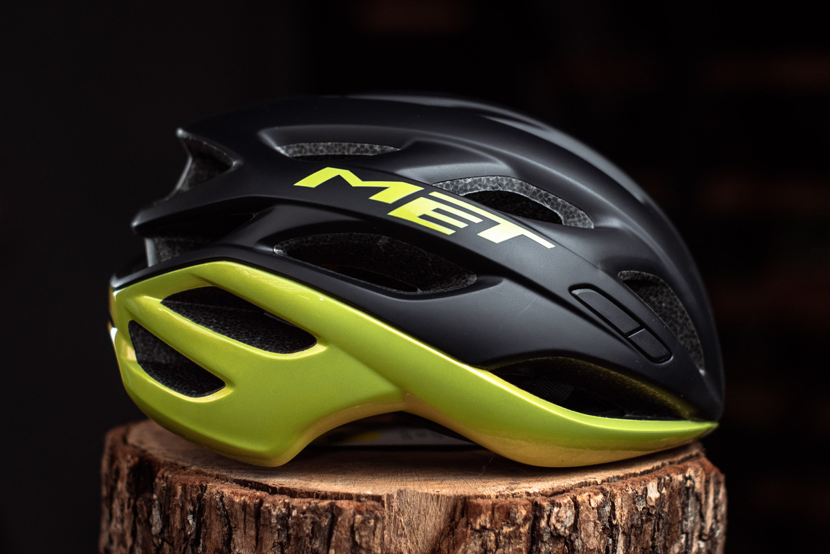 Велошлем Met Estro MIPS Black/Metallic Lime Yellow