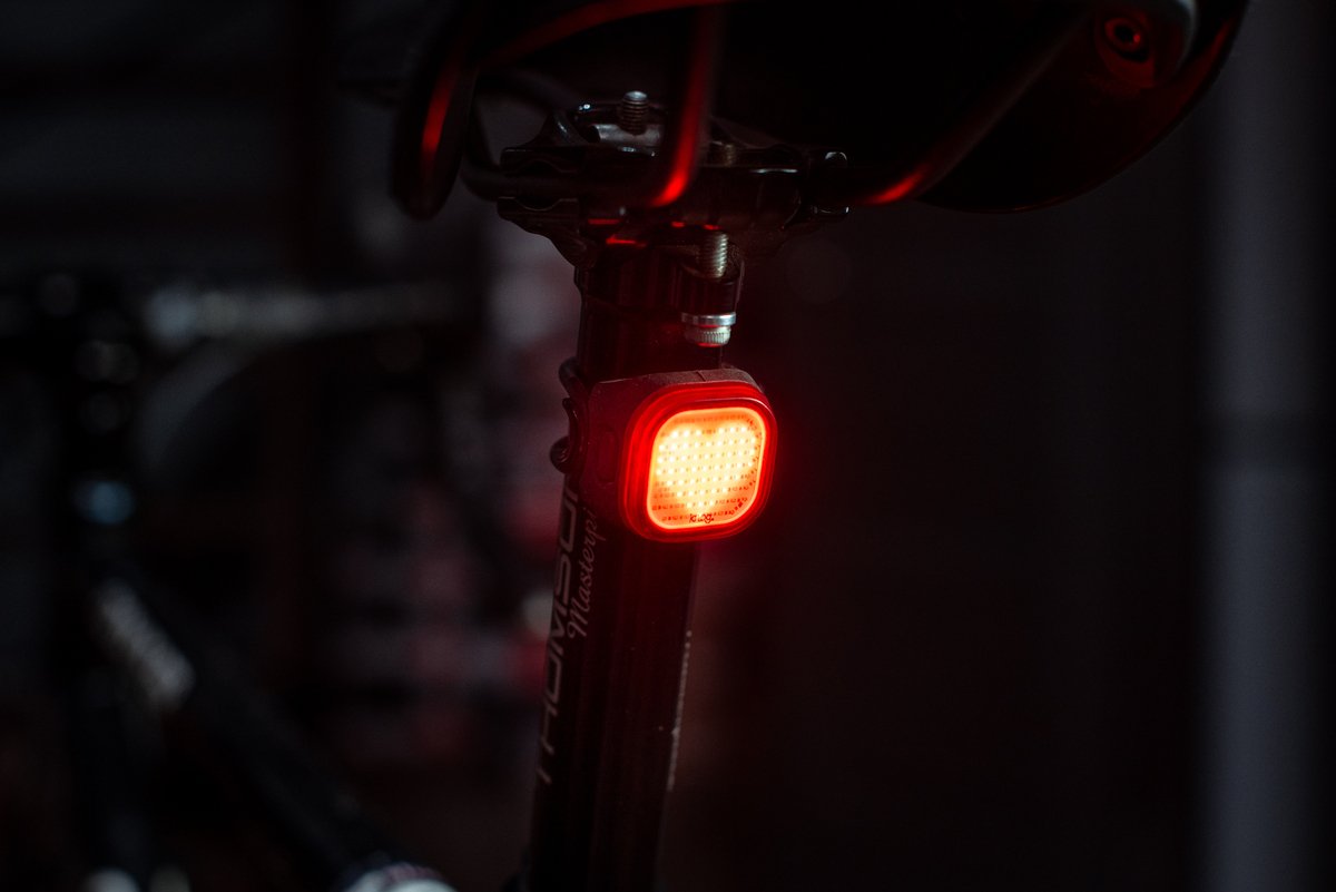 Фонарь задний Knog Blinder Mini Love Rear