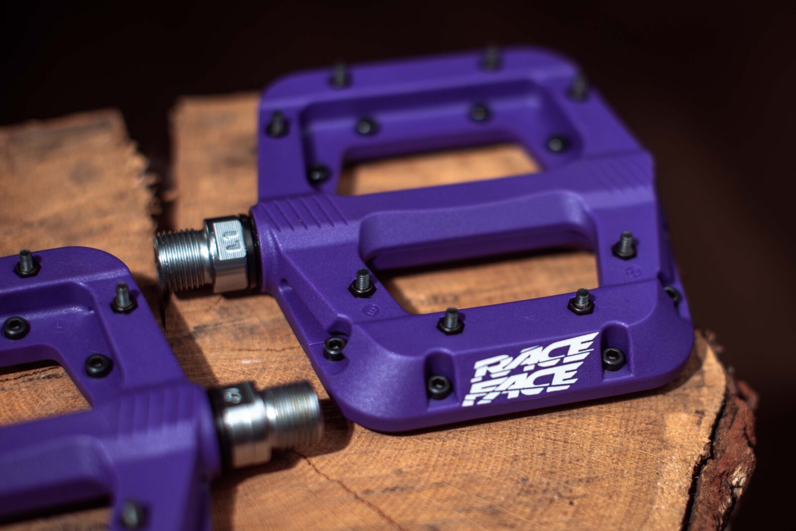 Педали Race Face Chester Violet
