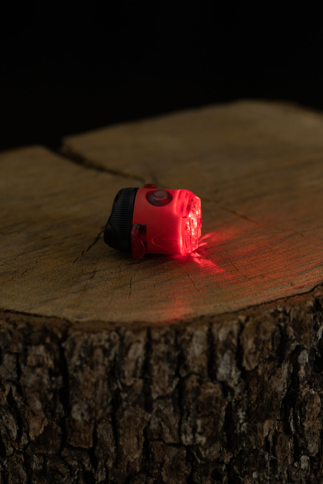 Фонарь задний Lezyne Femto USB Rear Red
