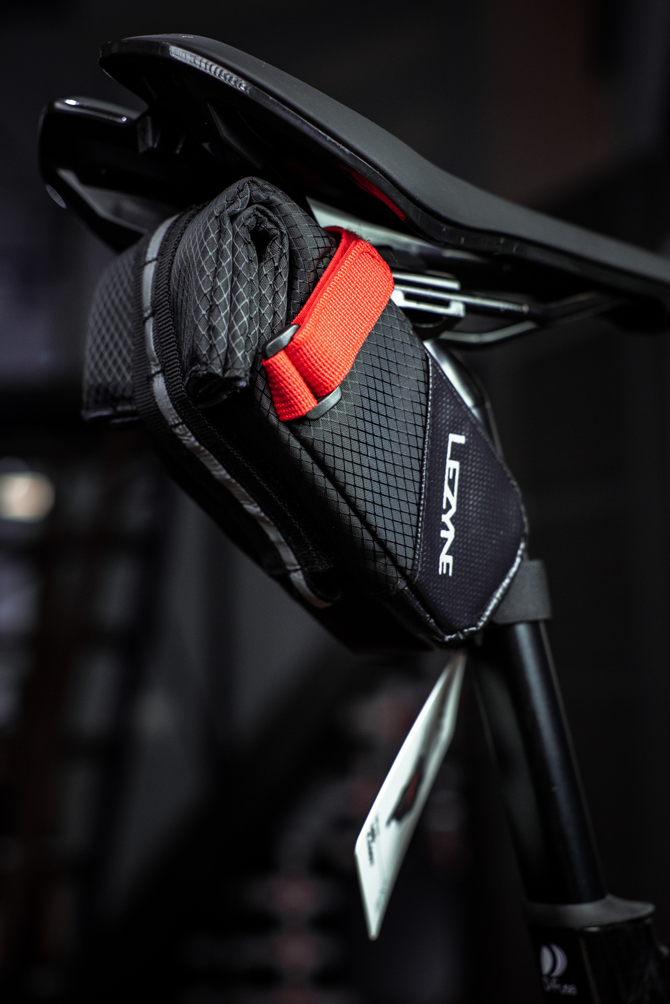 Сумка подседельная Lezyne Mid Caddy Black
