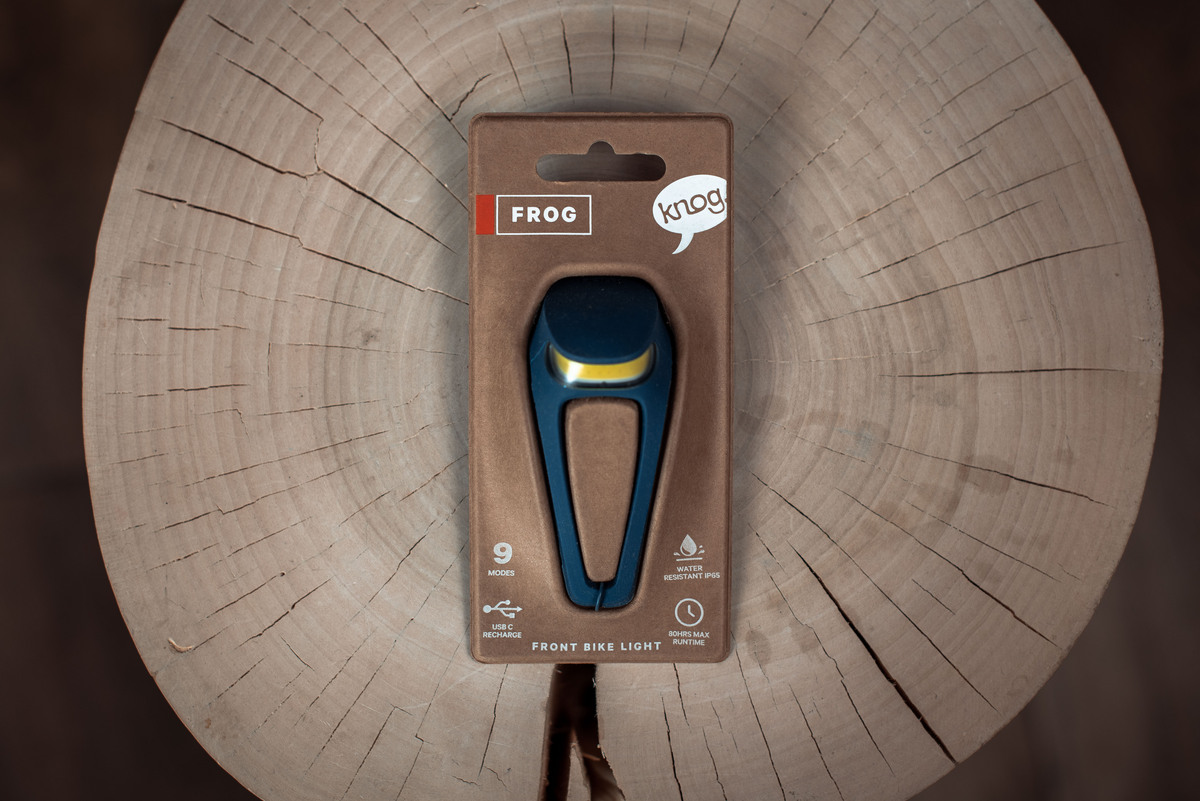 Фонарь передний Knog Frog V3 Front New Denim Blue