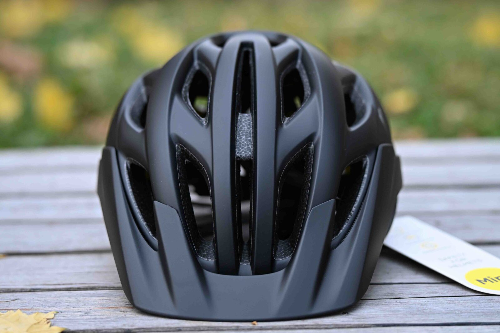 Велошлем Met Veleno MIPS Black