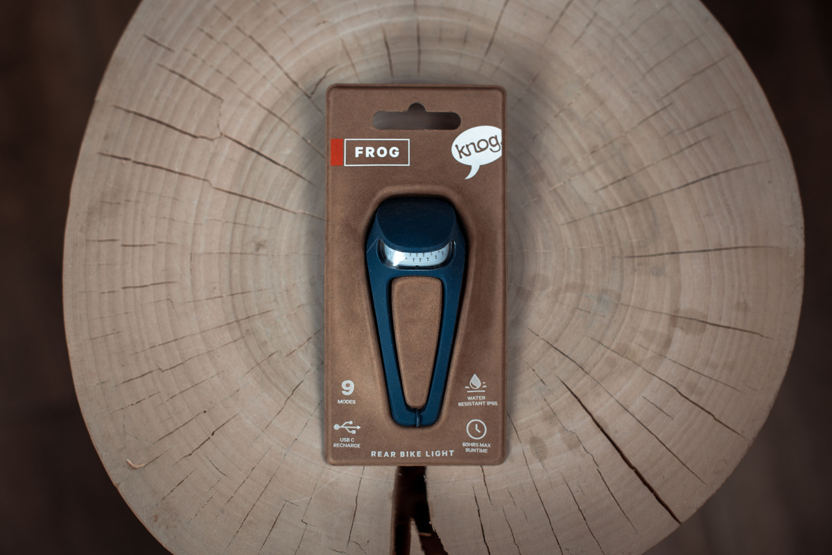 Фонарь задний Knog Frog V3 Rear New Denim Blue