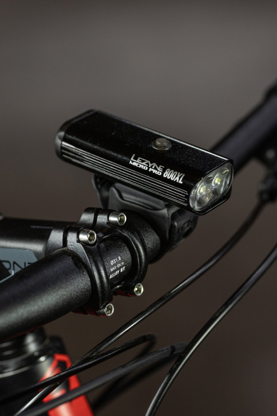 Фонарь передний Lezyne Micro Drive Pro 800XL Black