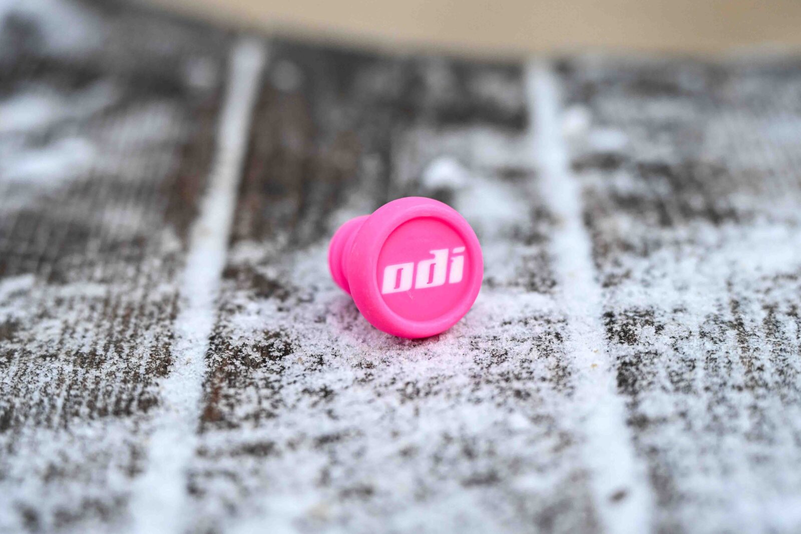 Грипстопы ODI End Plug Pink
