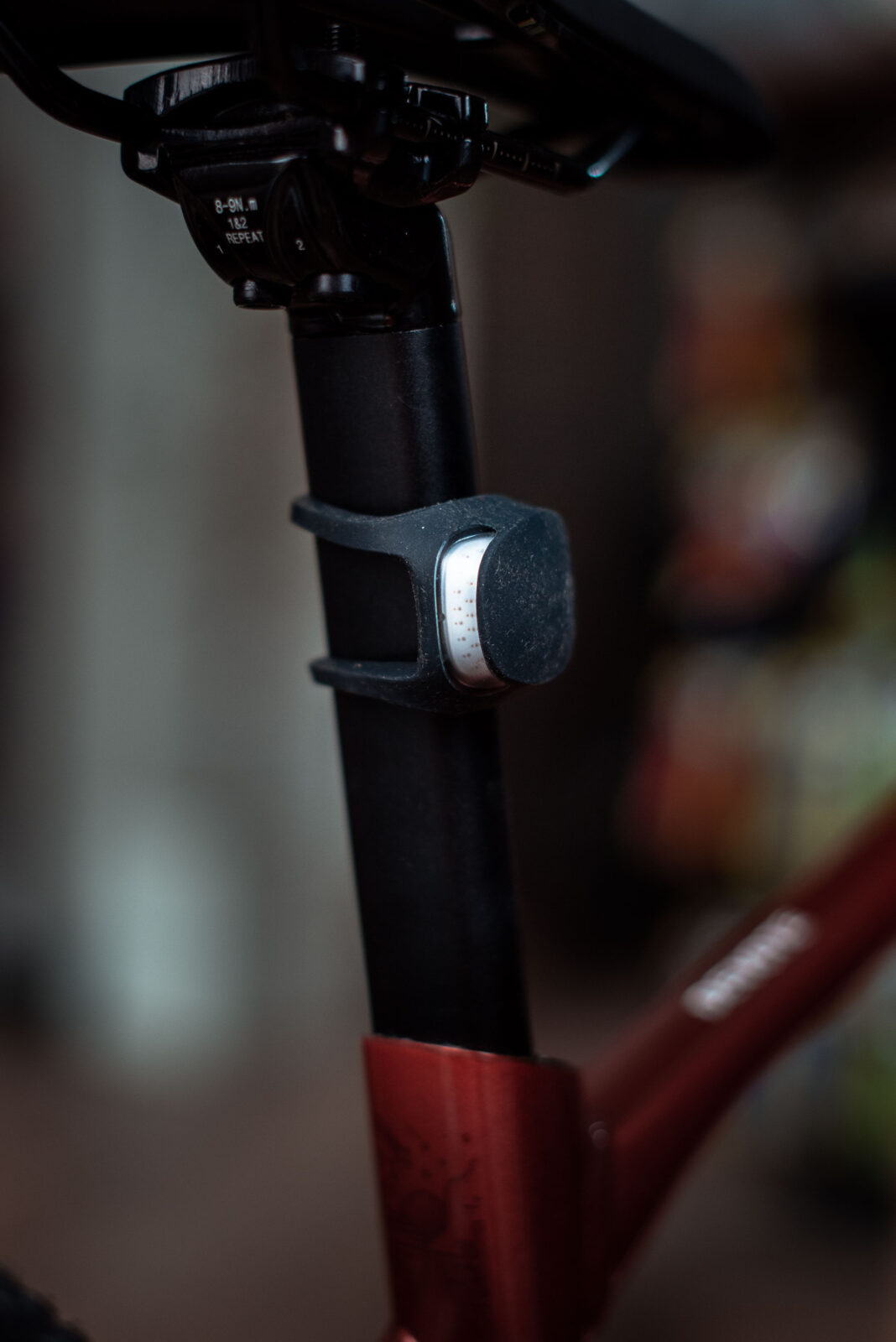 Фонарь задний Knog Frog V3 Rear Spider Black