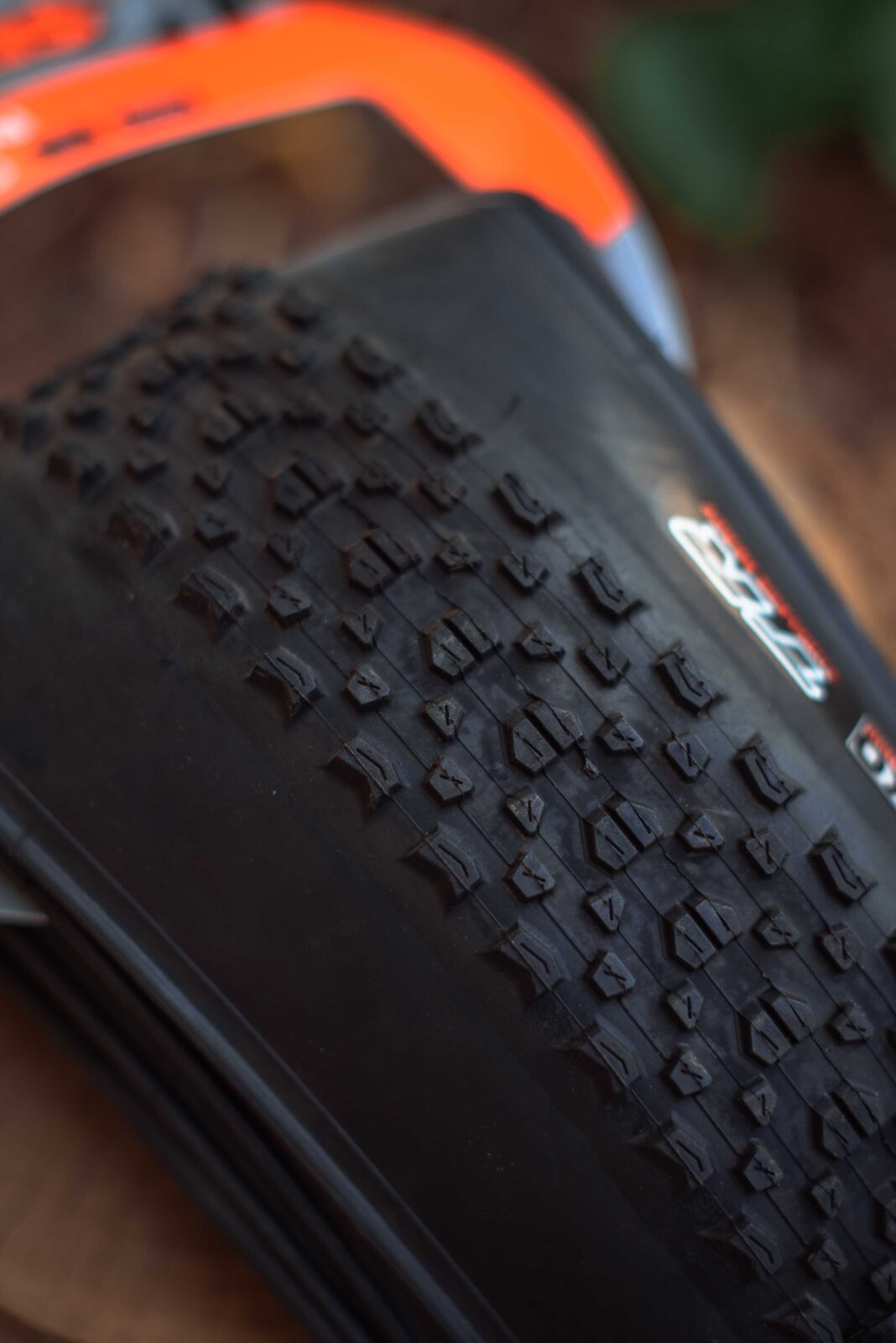 Покрышка Maxxis Ikon Black