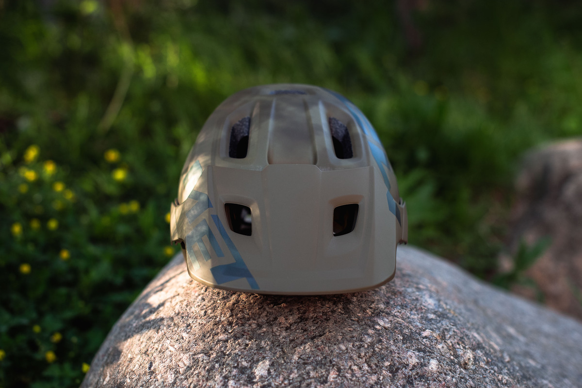 Велошлем Met Roam MIPS Kiwi Iridescent