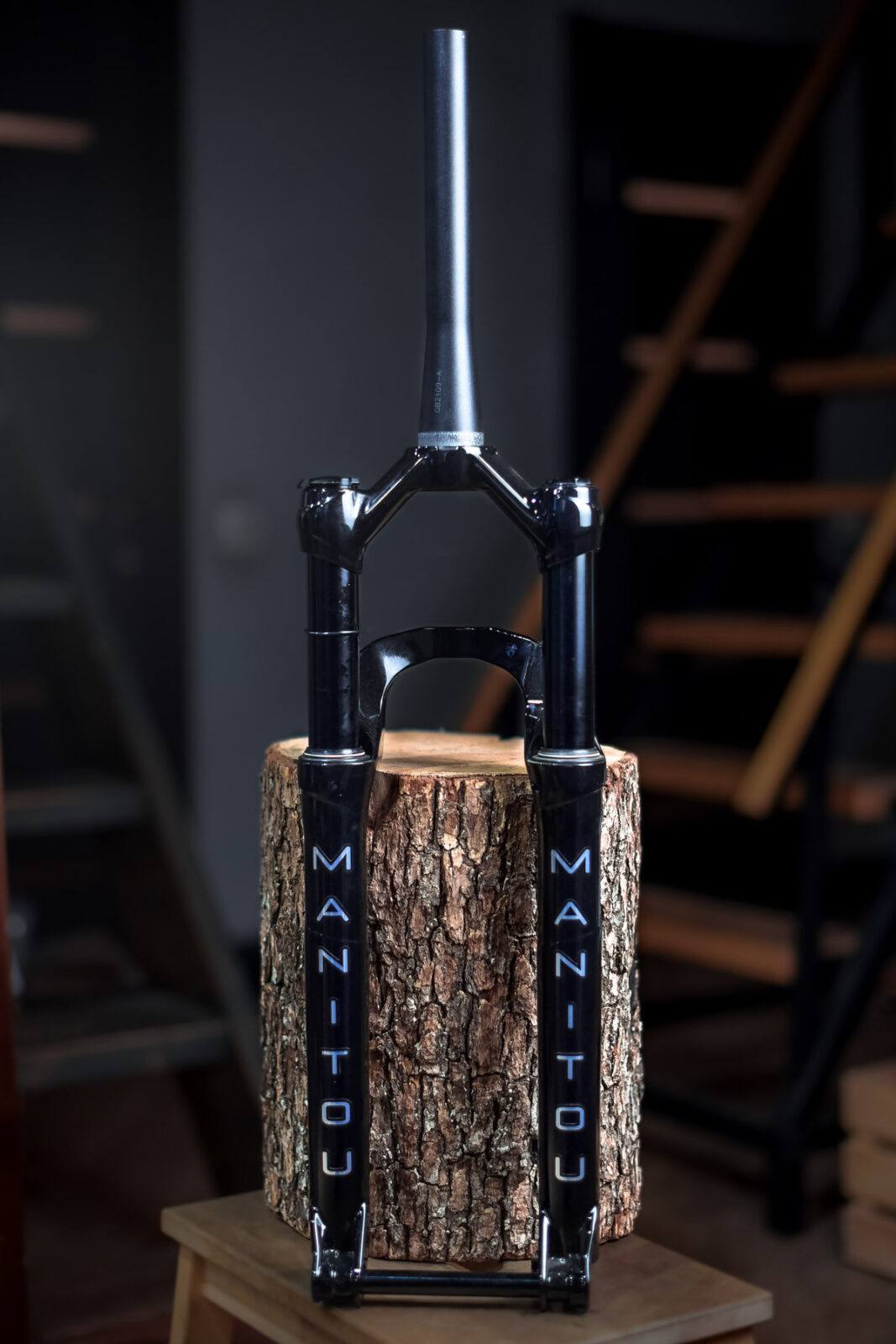 Вилка Manitou R7 Expert 27.5+/29