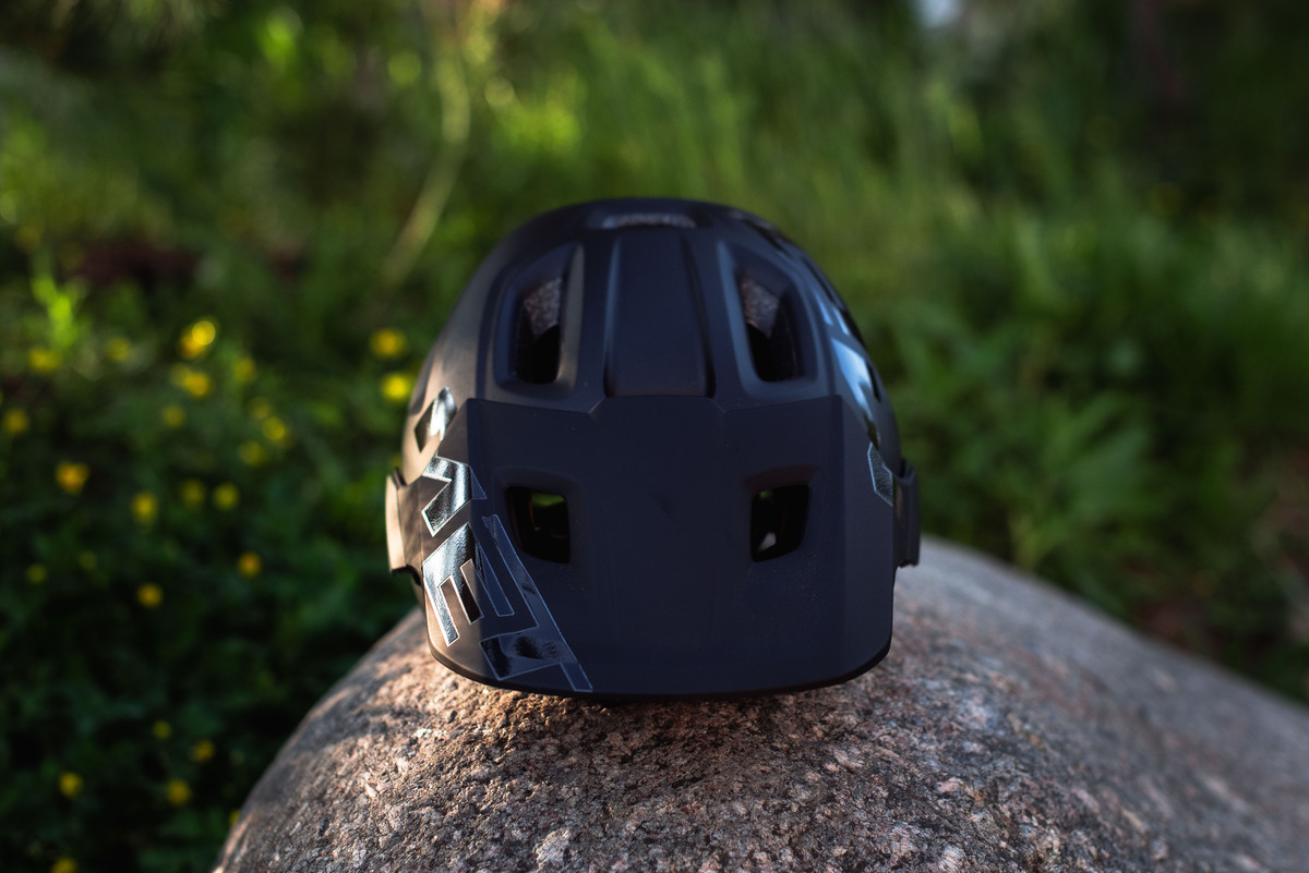 Велошлем Met Roam MIPS Black