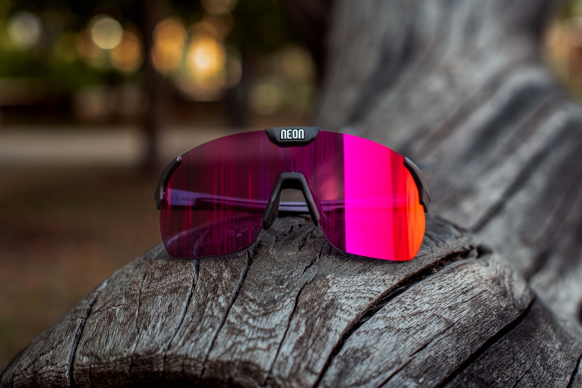 Очки Neon Core cat.3 Chameleon/HD Vision