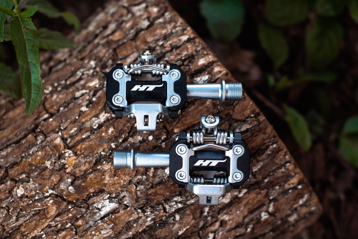Контактные педали HT M2 Black