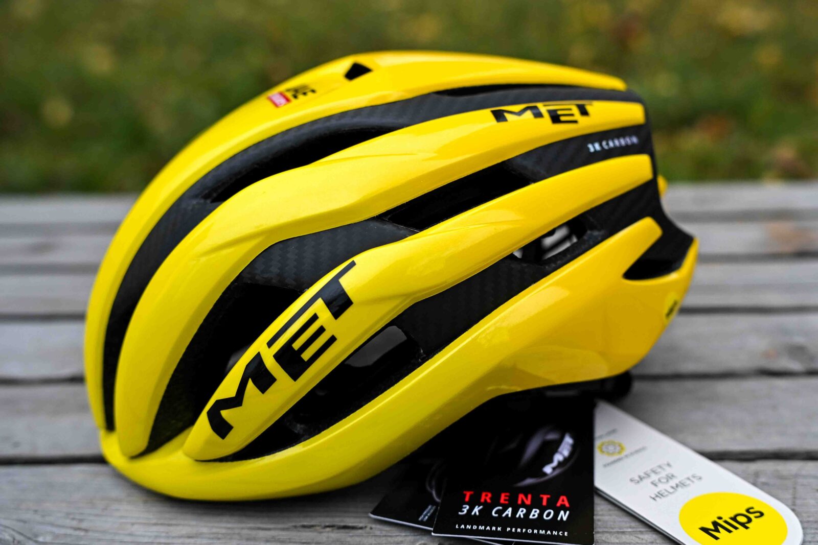 Велошлем Met Trenta 3K Carbon Jaune