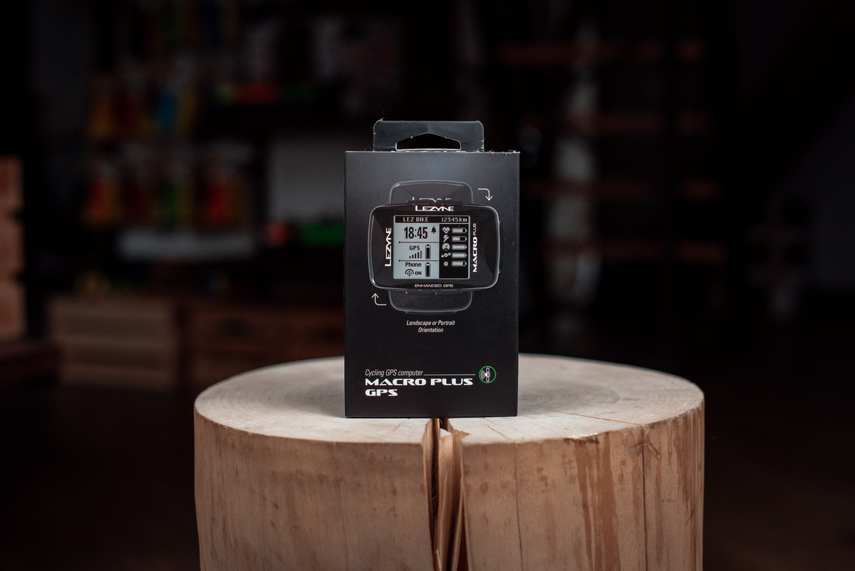 Велокомпьютер Lezyne Macro Plus GPS Black