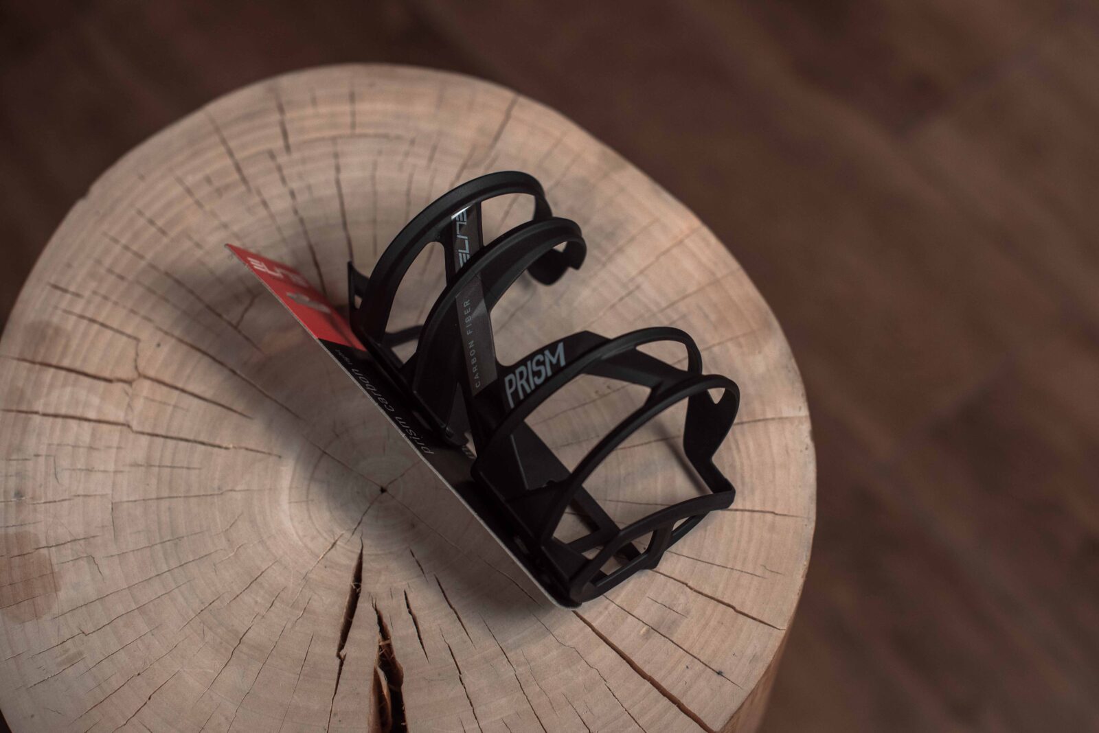 Флягодержатель Elite Prism Right Carbon Black
