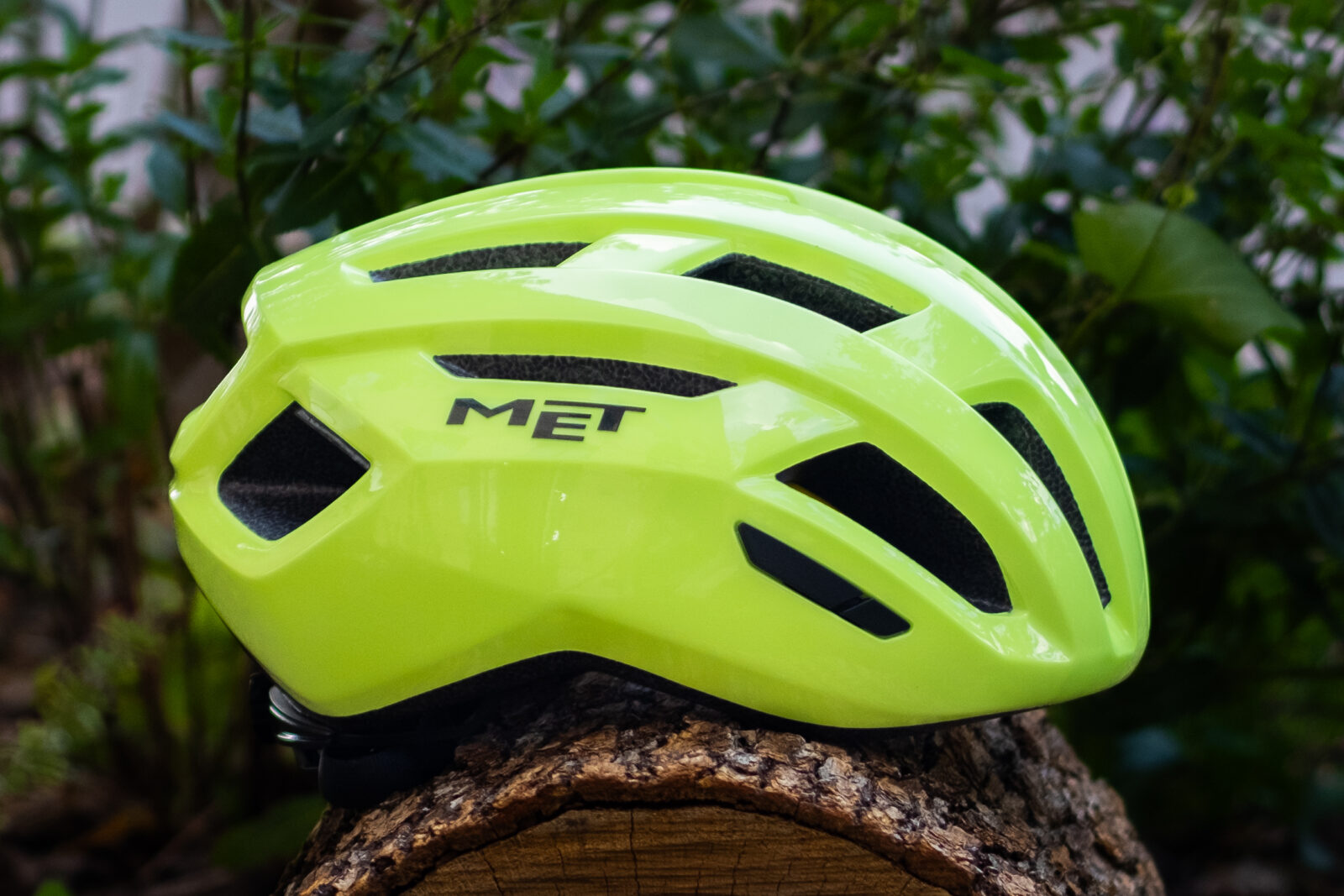 Велошлем Met Vinci MIPS Ultra Lime