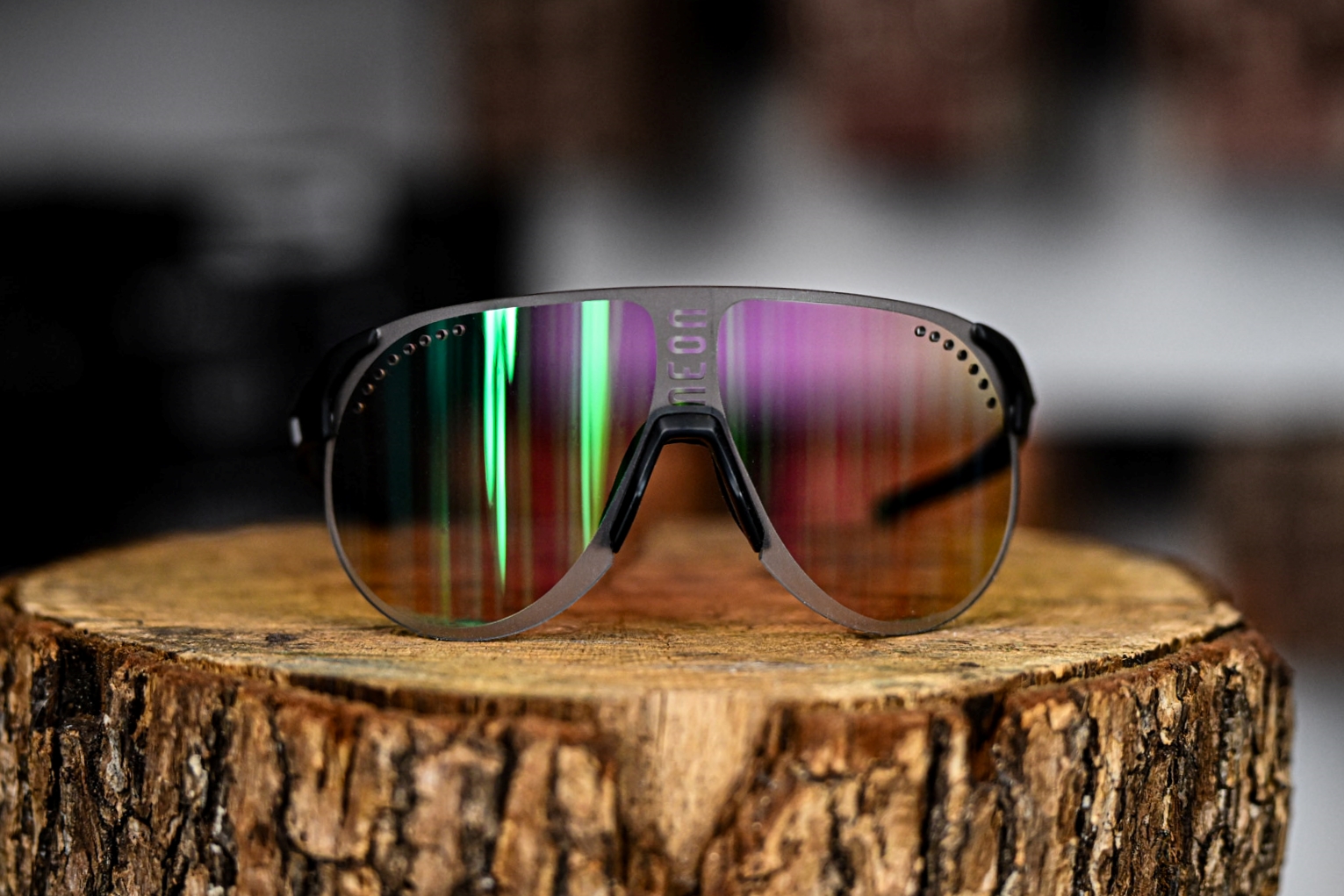 Очки Neon Titan (Photochrom) Black Matt/Green