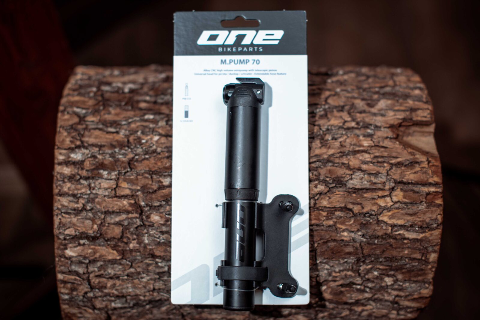 Насос ручной One M.Pump 70 Black