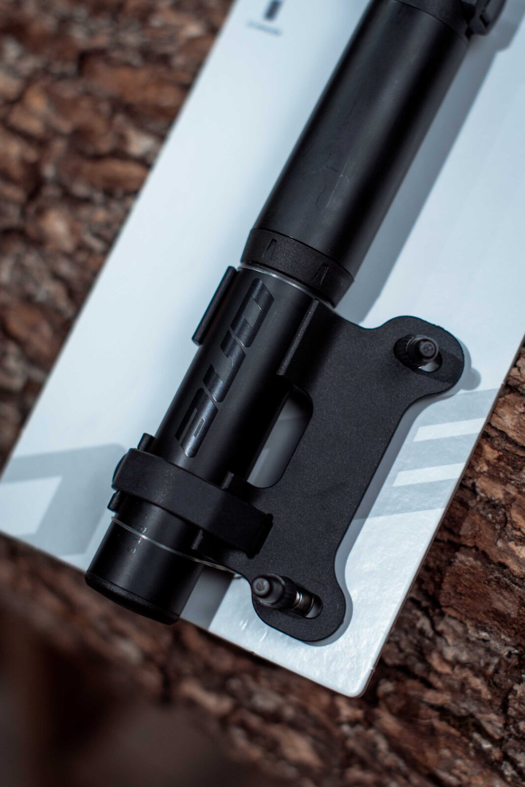 Насос ручной One M.Pump 70 Black