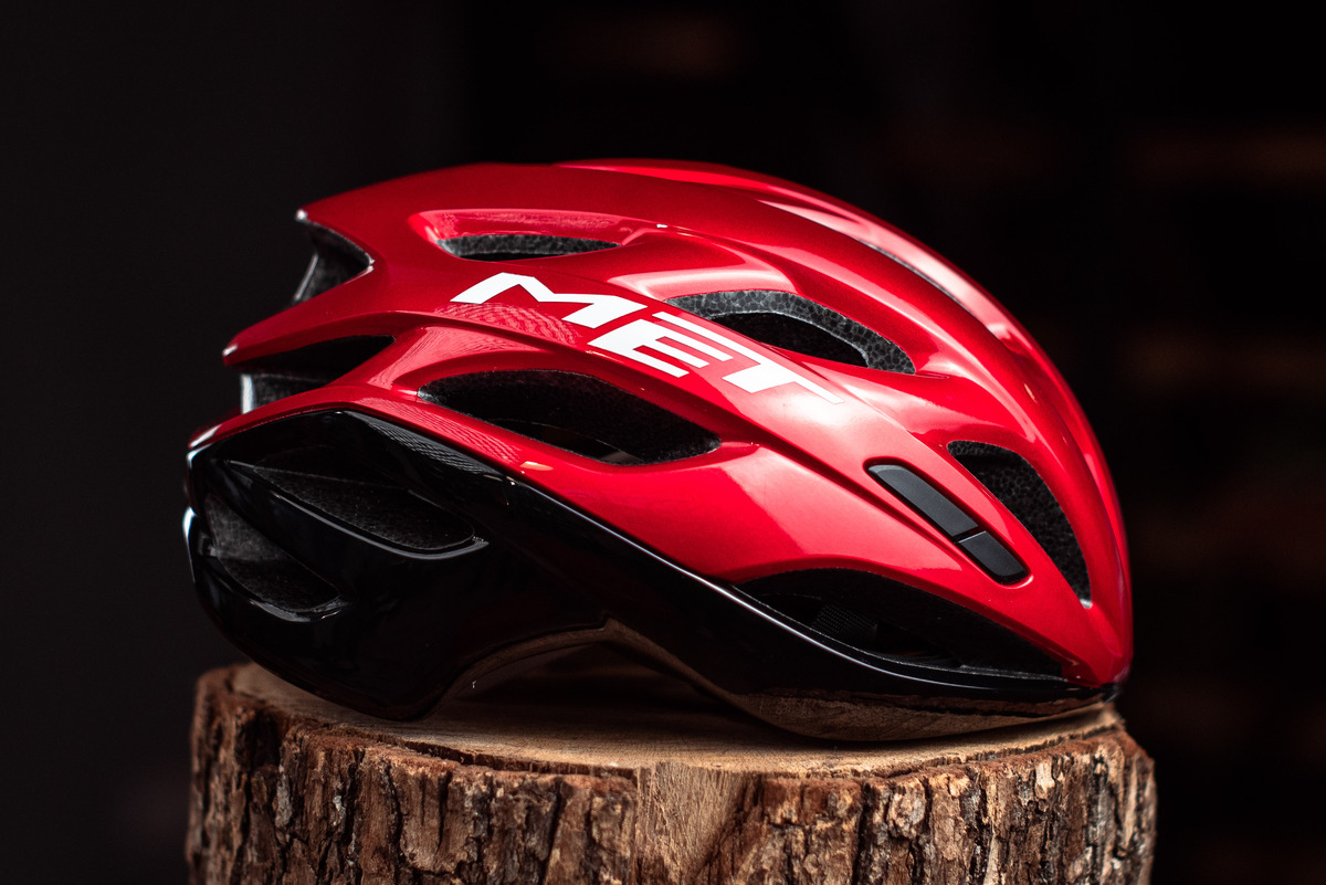 Велошлем Met Estro MIPS Red/Black
