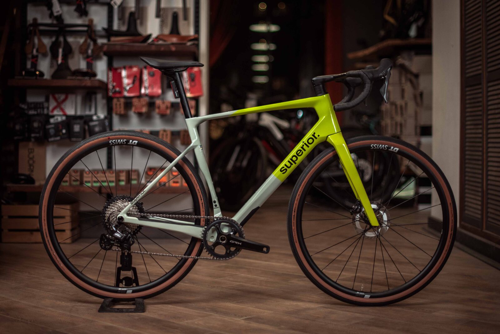 Велосипед Superior XR 9.7 GR Gloss Grey/Racing Yellow