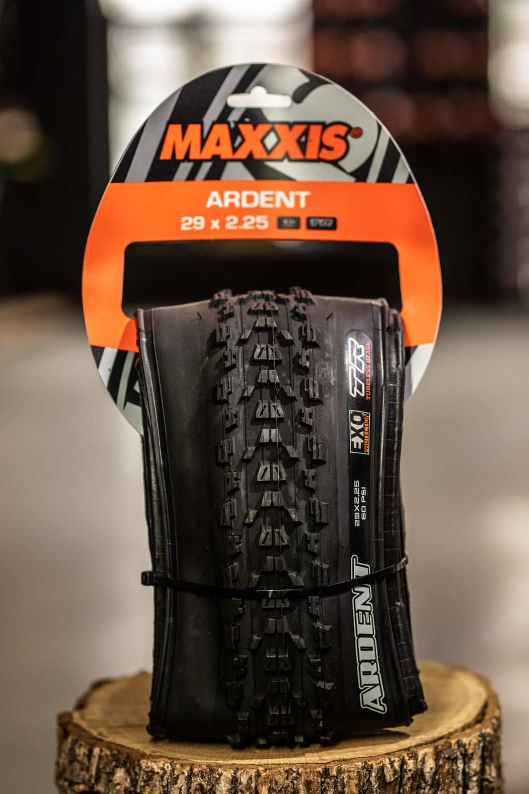 Покрышка Maxxis Ardent Black