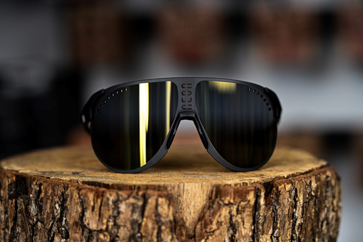 Очки Neon Titan Black Matt/Mirror Bronze
