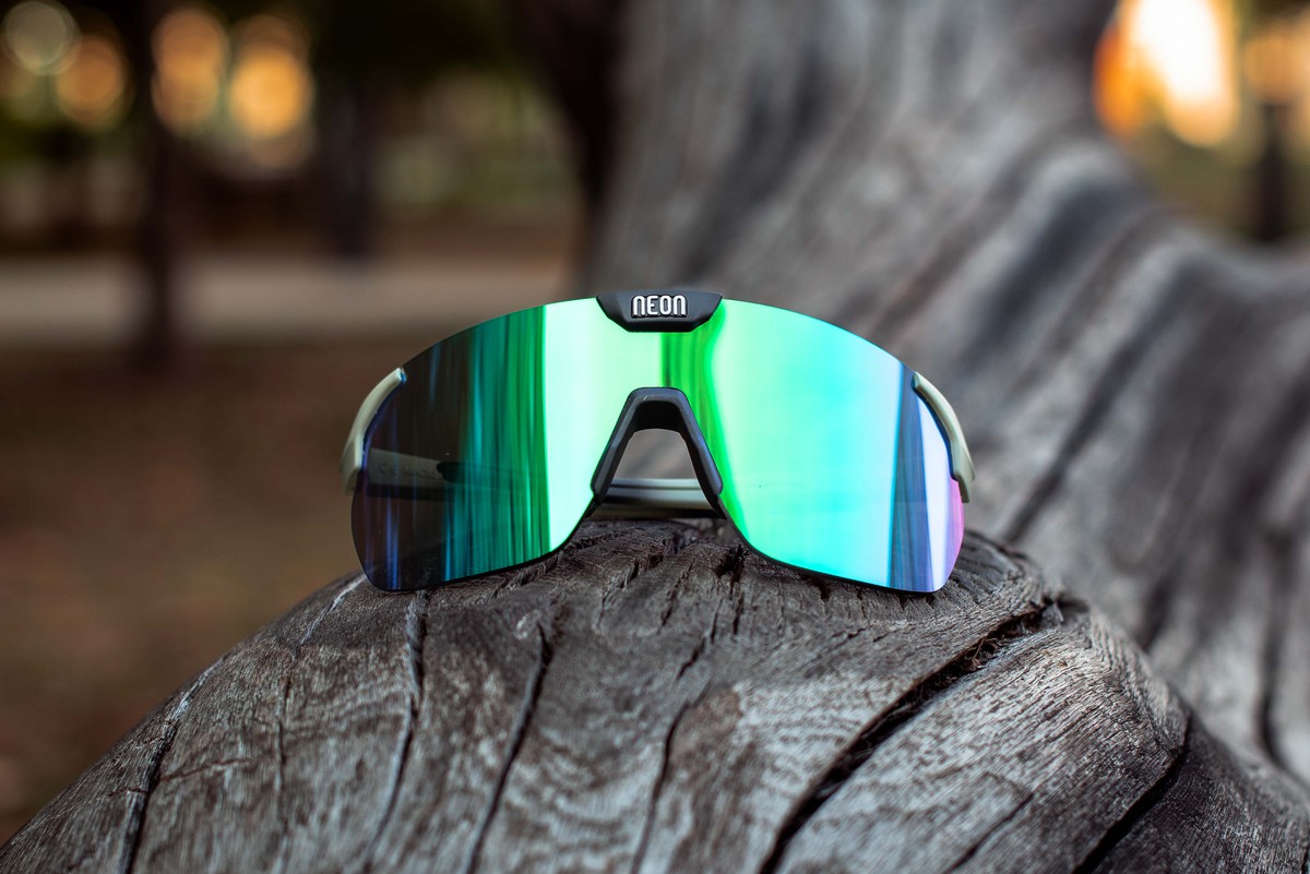 Очки Neon Core cat.3 Salvia Black/Green