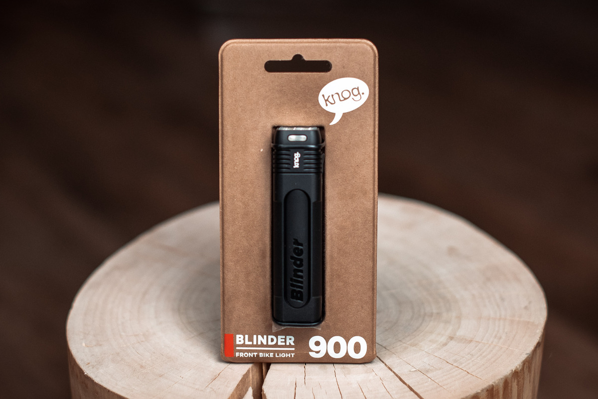 Фонарь передний Knog Blinder 900