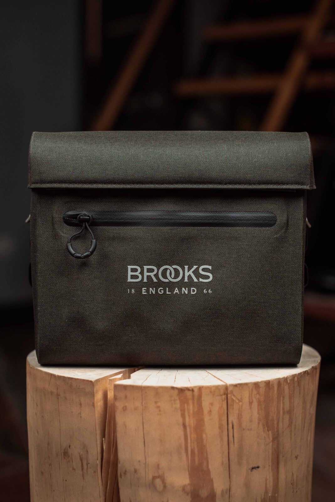 Сумка на руль Brooks Scape Handlebar Case Mud Green