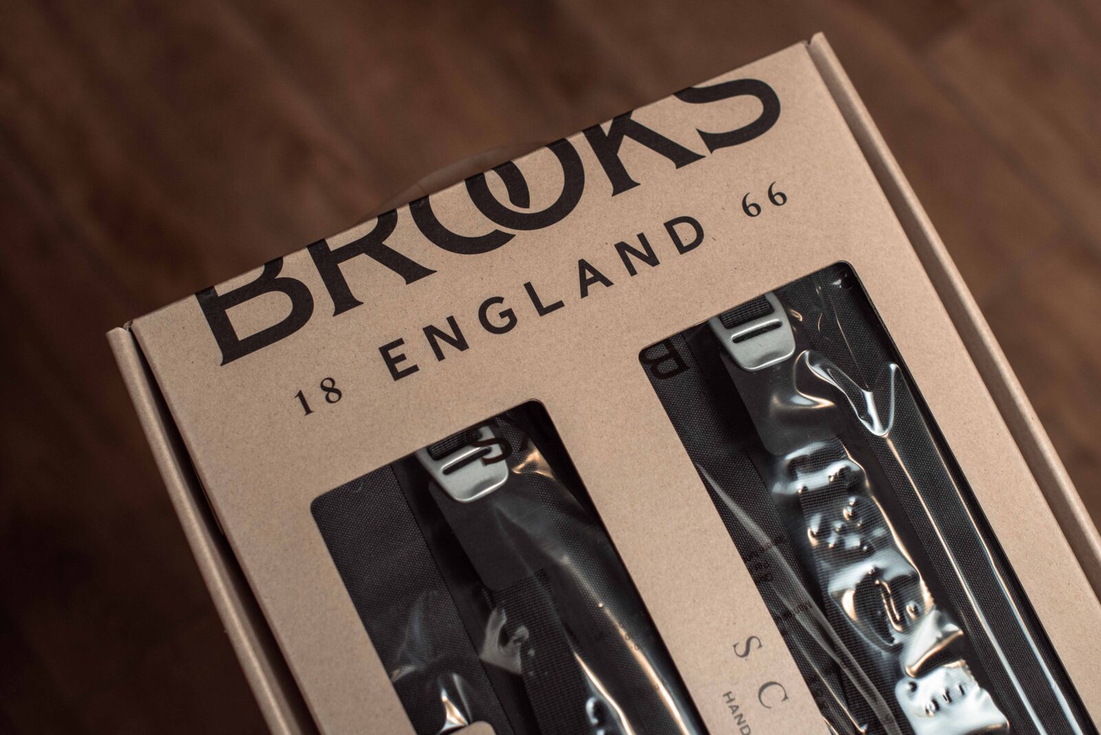 Сумка на руль Brooks Scape Handlebar Roll Black