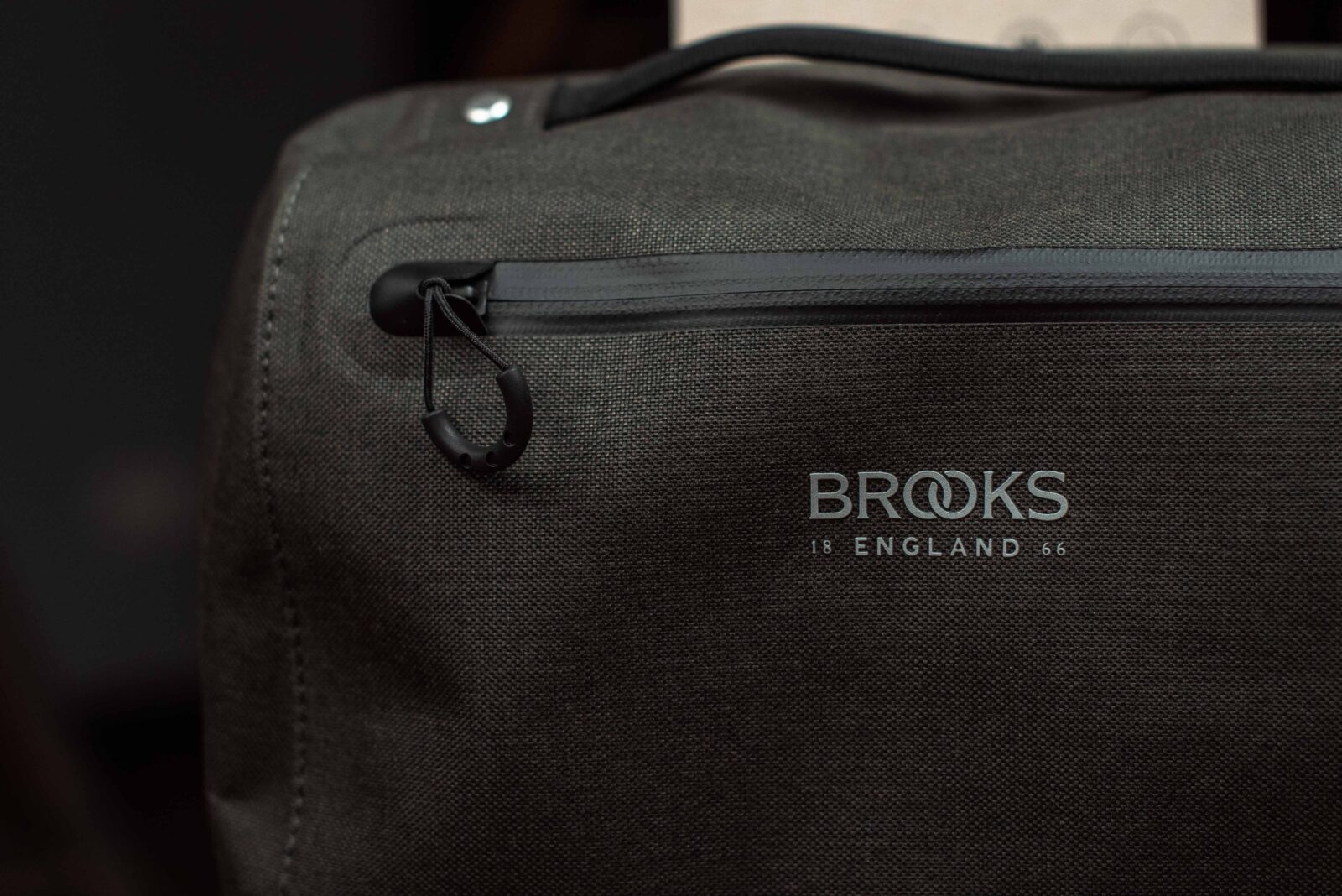 Сумка на руль Brooks Scape Handlebar Compact bag Brown